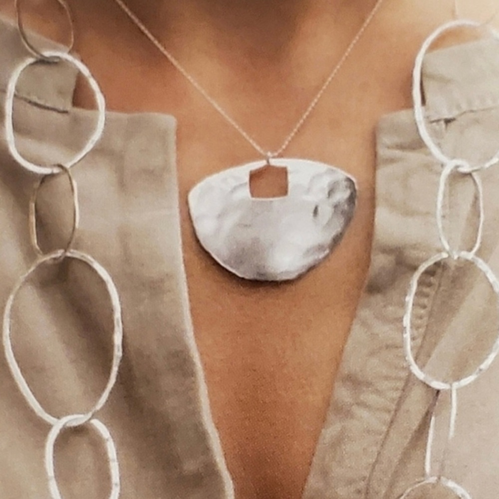 Silpada Vintage Rare Solid Sterling
Silver Big Dreamer Hammered
Necklace - Picture 2 of 6
